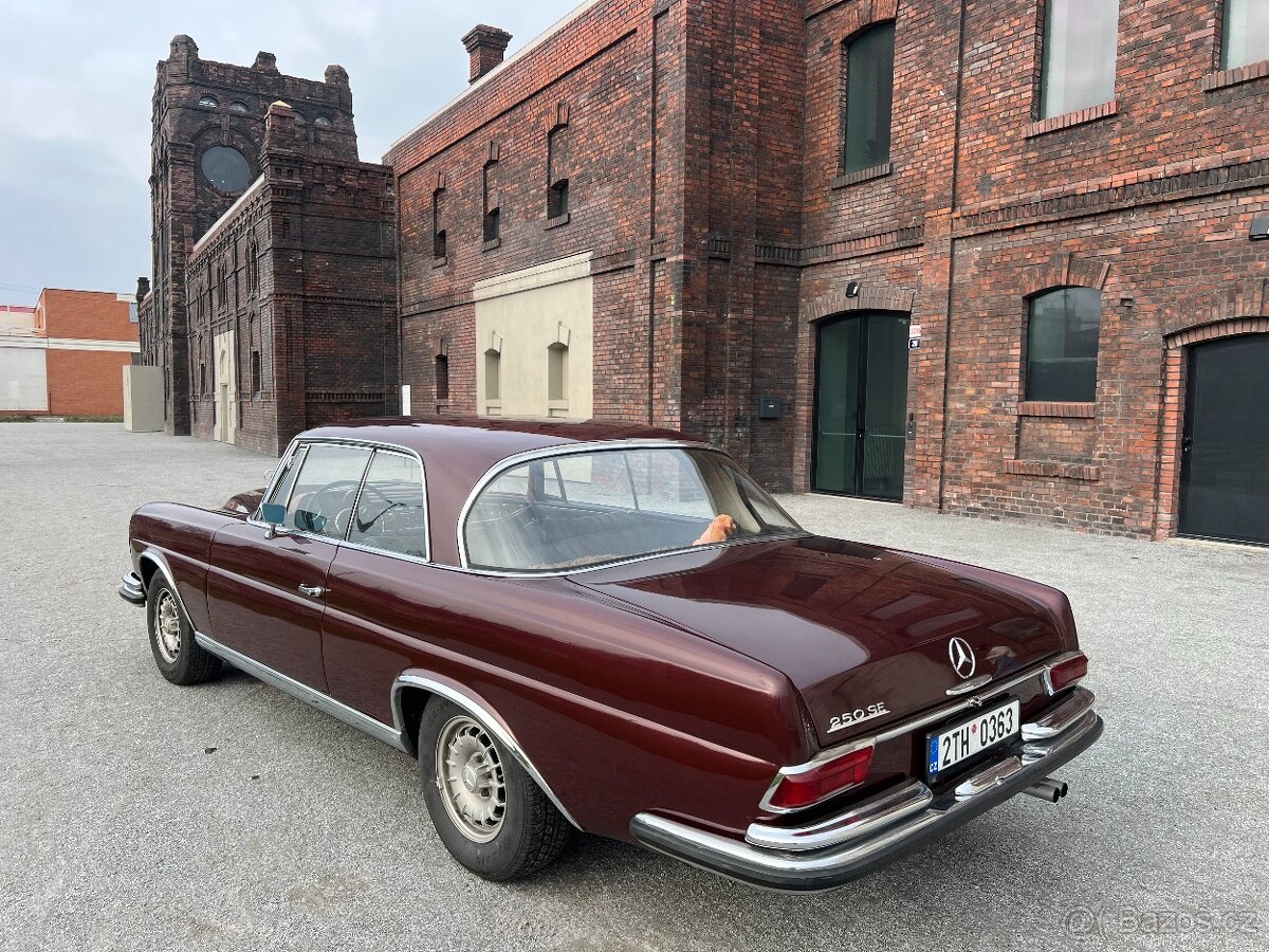 Mercedes Benz 250 SE/C W111 - 5