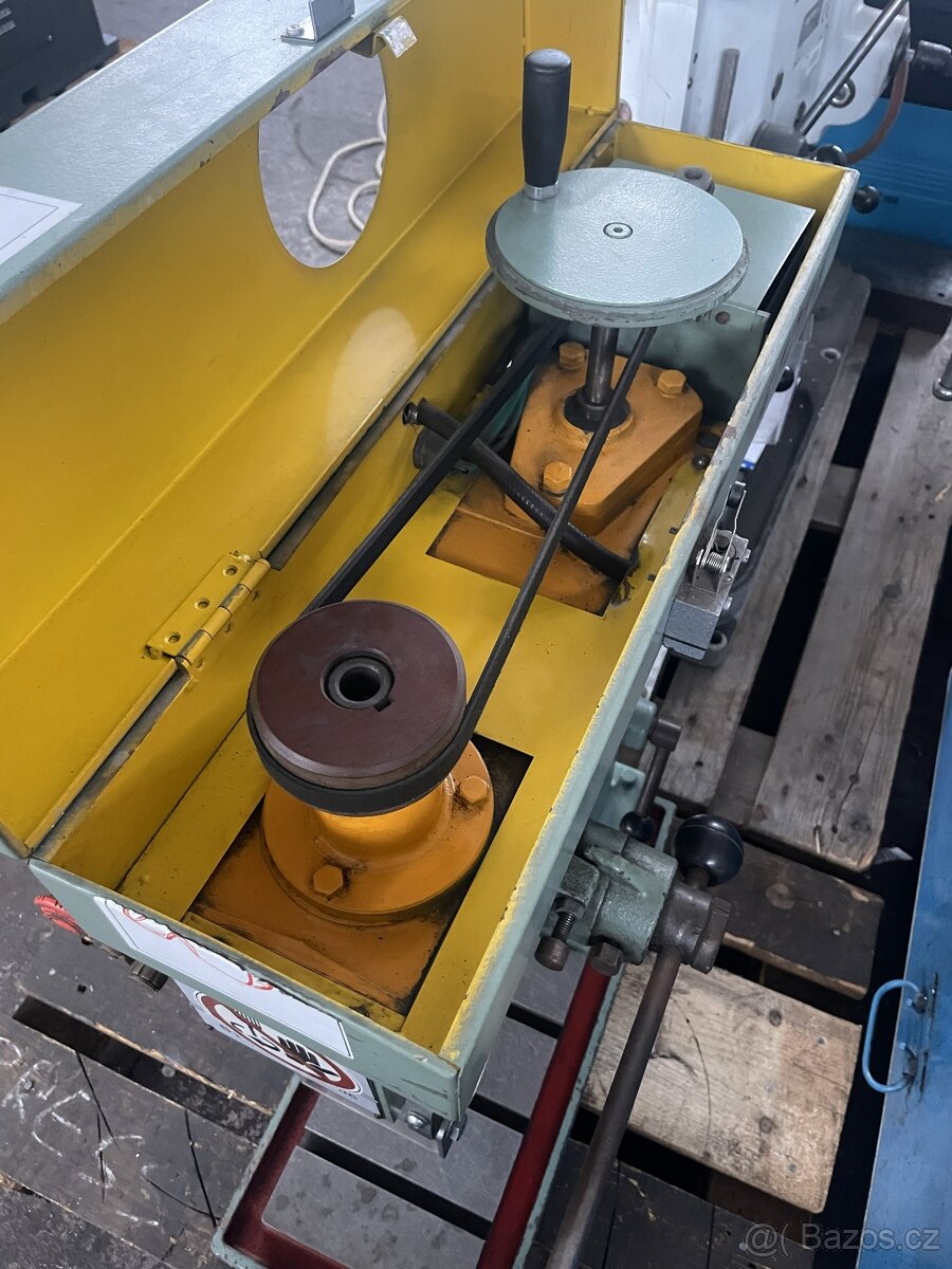 Stolní vrtačka SVBE 10 - 5