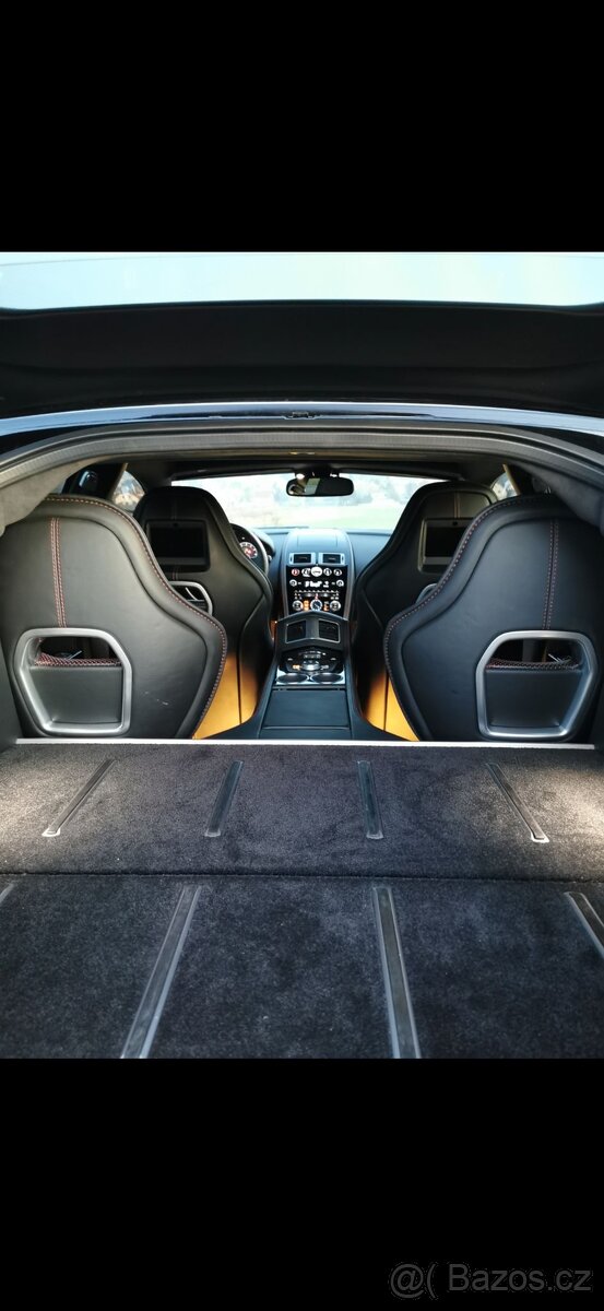 Aston Martin Rapide S - 5