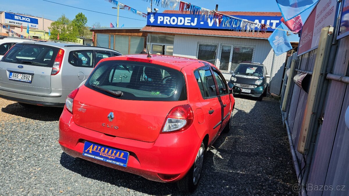 RENAULT CLIO 1.2 16V Authentique - 5