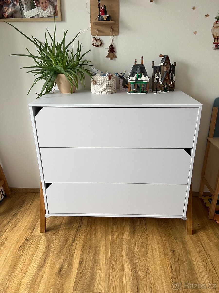 Designová Komoda a regál - 5