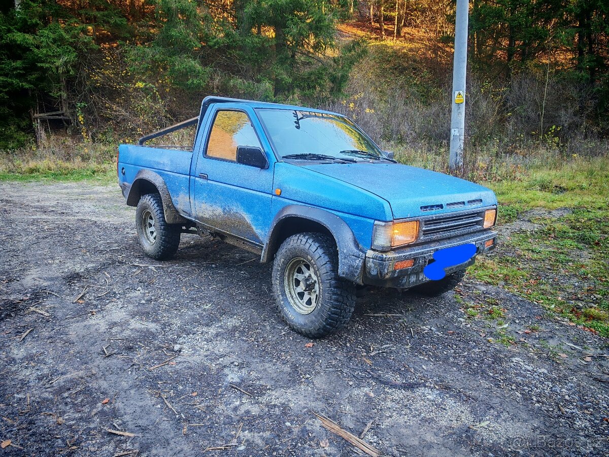 Predám/ vymením Nissan Navara D21 2.7 TD - 5