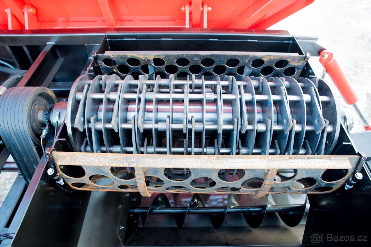 Drtič kompostu BIZON B-1030 - 5