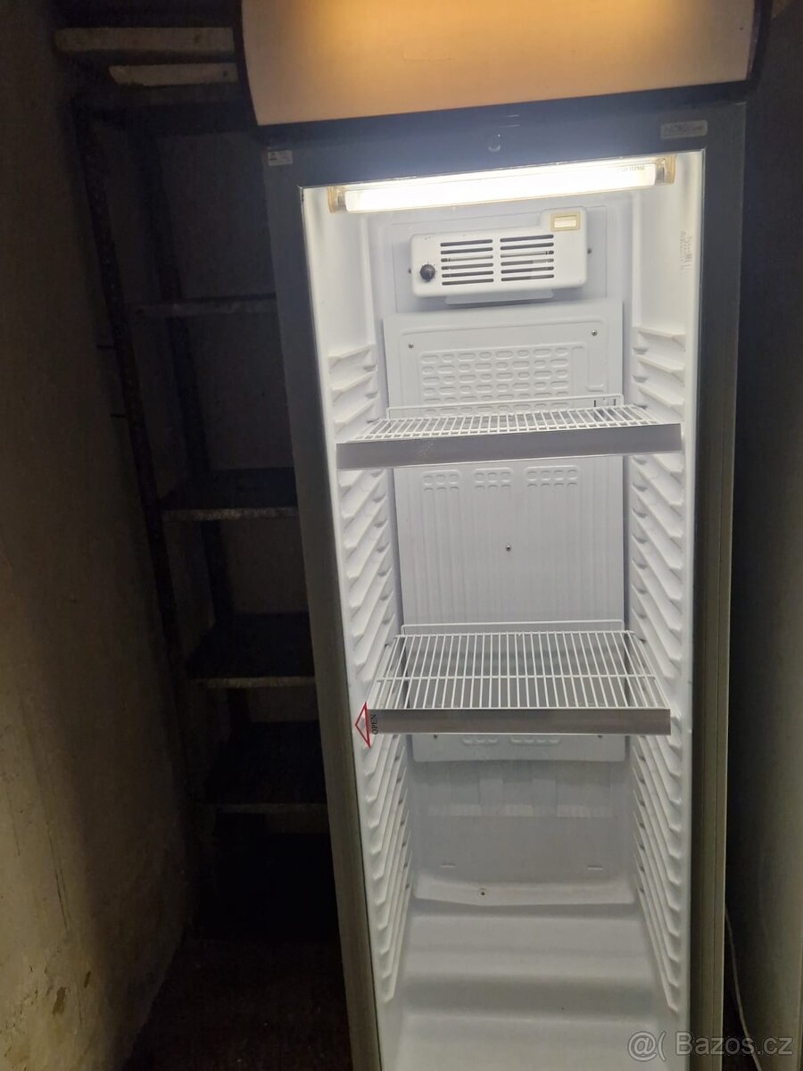 Lednice prosklená - gastro lednice 2 ks - 5