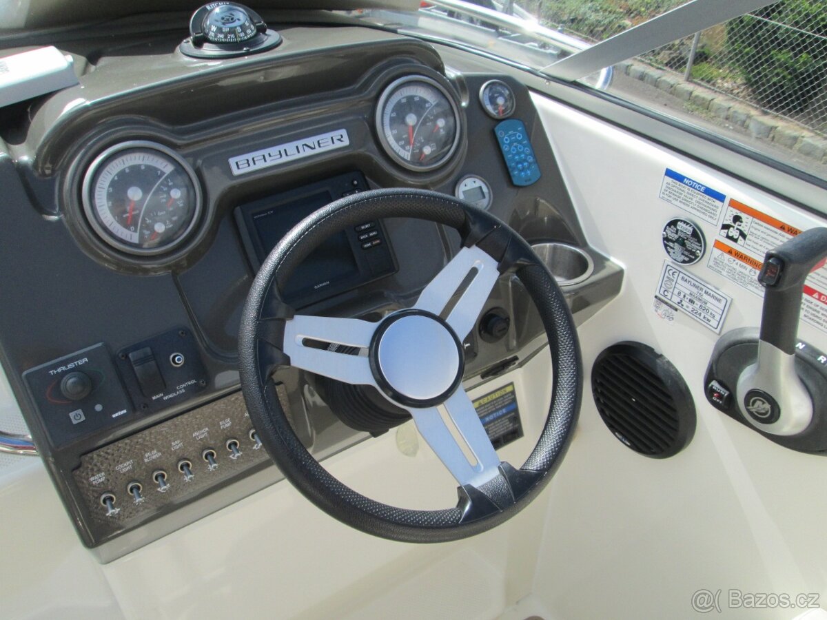 BAYLINER 742 CUDDY - 5