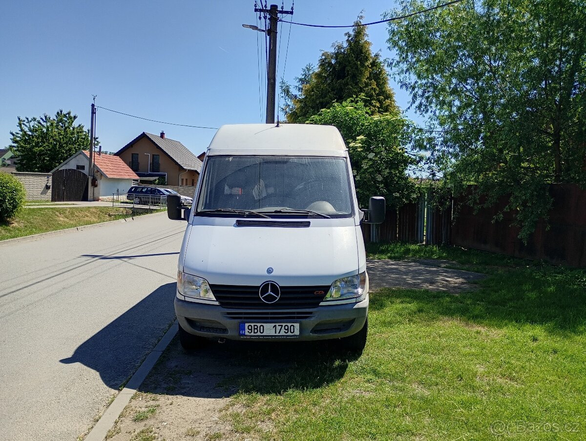 Mercedes Benz SPRINTER - 5