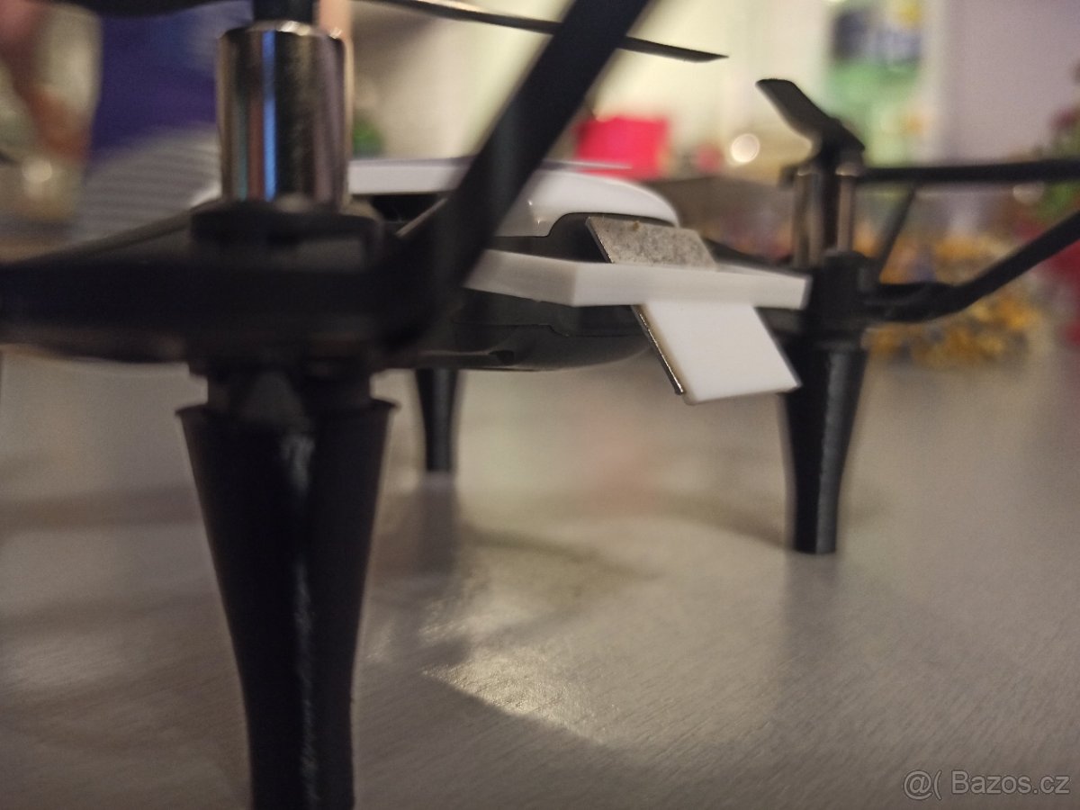 Prodám doplňky na DJI TELLO- zrcátka - 5