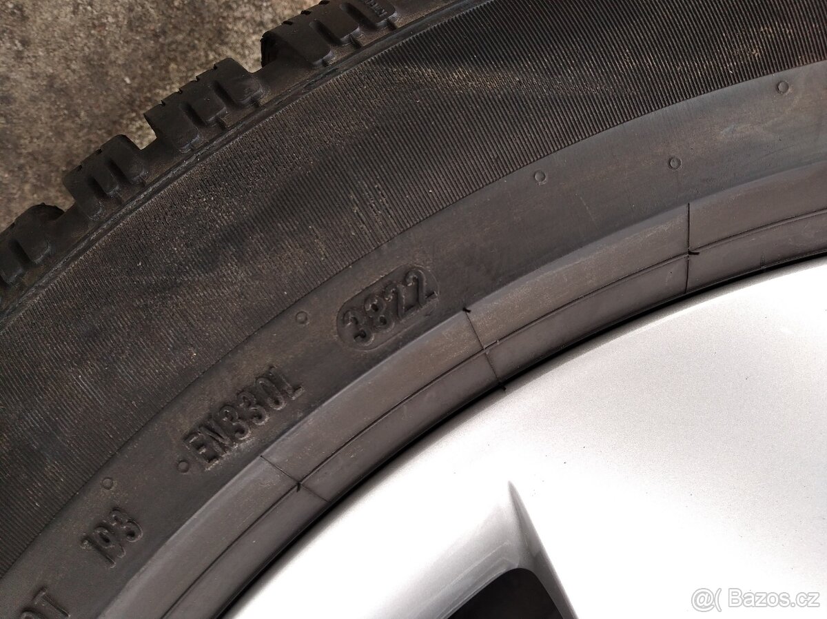 NOVÁ zimní originál alu sada Škoda Karoq 4x4 7Jx17 ET45 - 5