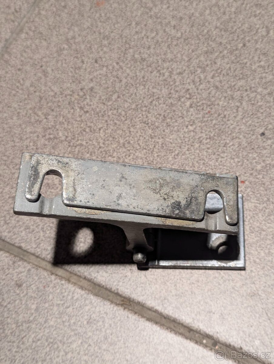 závěs dveří Audi A6 C4 1994-1997 OEM 4A0831401 - 5