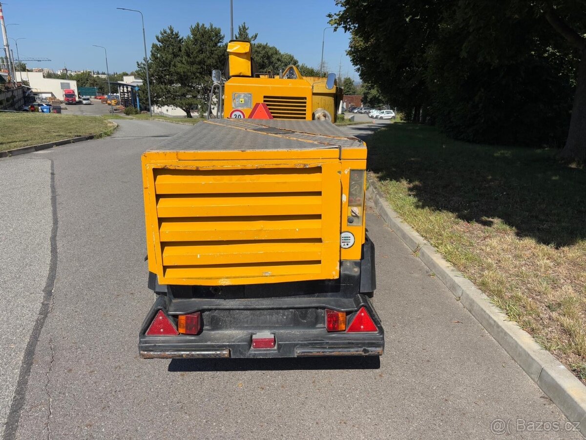 Přívěsný kompresor ATLAS COPCO XAS 96 DD, výtlak 5.3 m3/min - 5