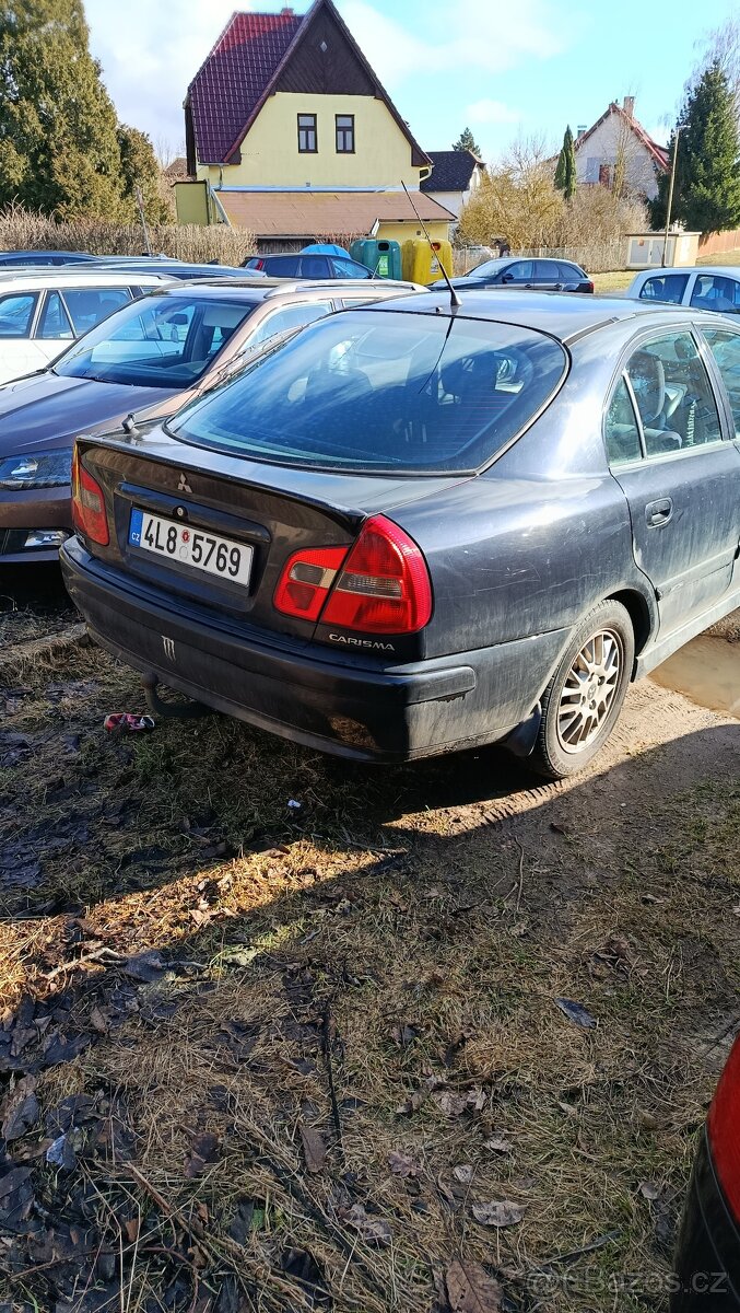 Mitsubishi carisma - 5