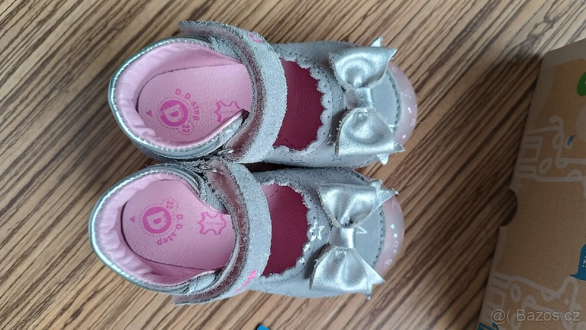 DD step nové bot pro holčičku, vel 22 - 5