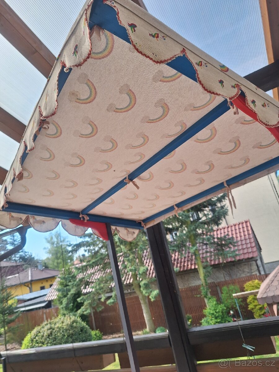 Zmrzlinový stánek ze dřeva - 5