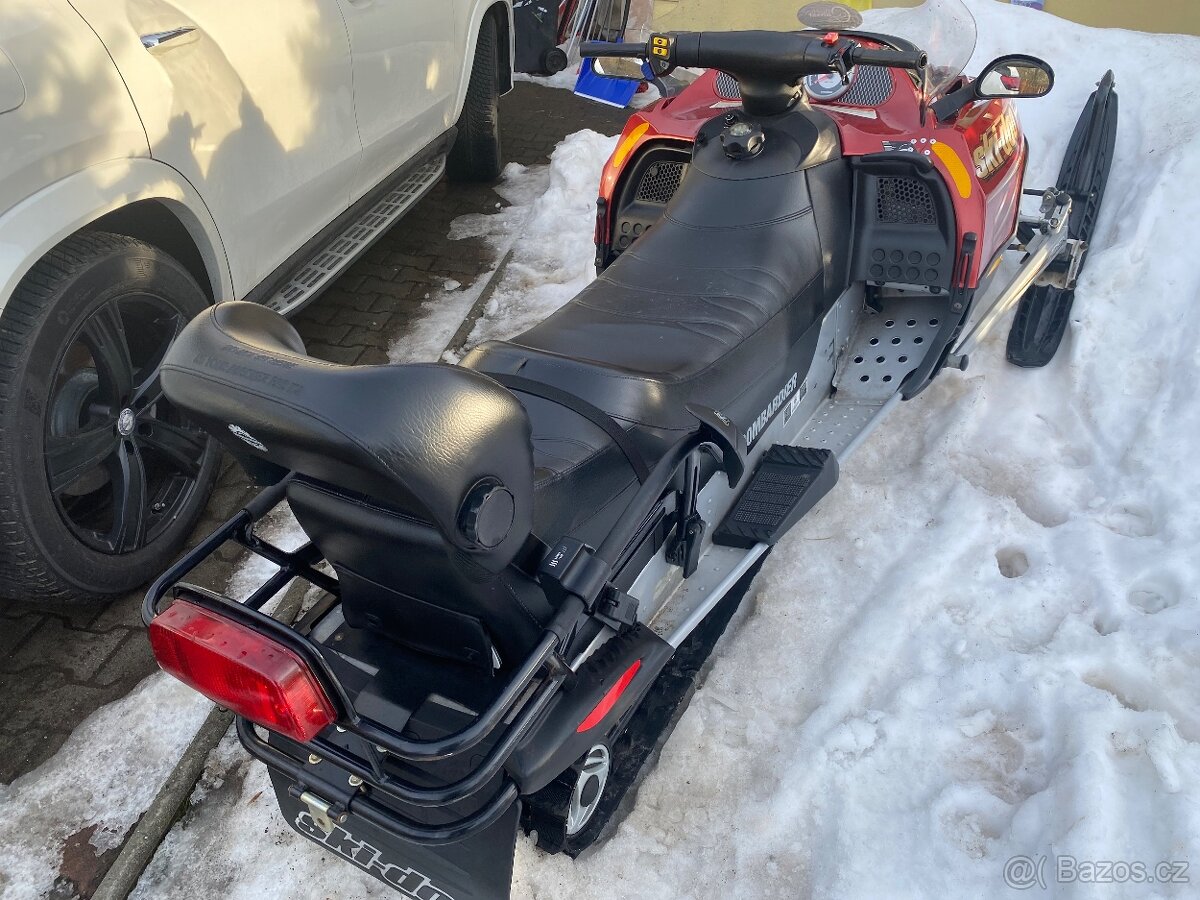 Prodám Bombardier 1000 4 takt Rotax - 5