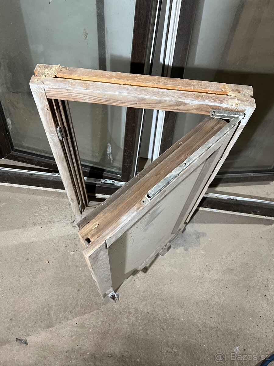 Drevene okno 88x58cm - 5