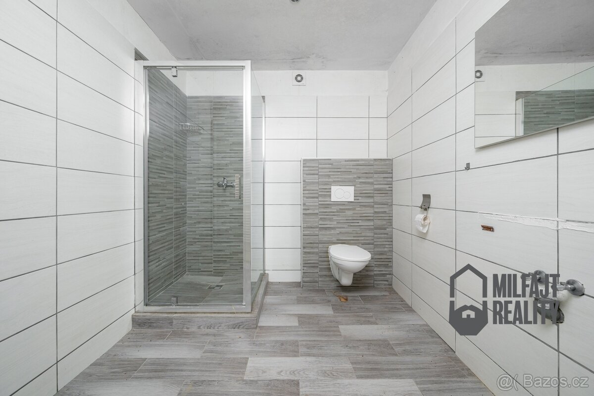 Prodej pozemku 36.850 m², Hamr na Jezeře - Břevniště - 5