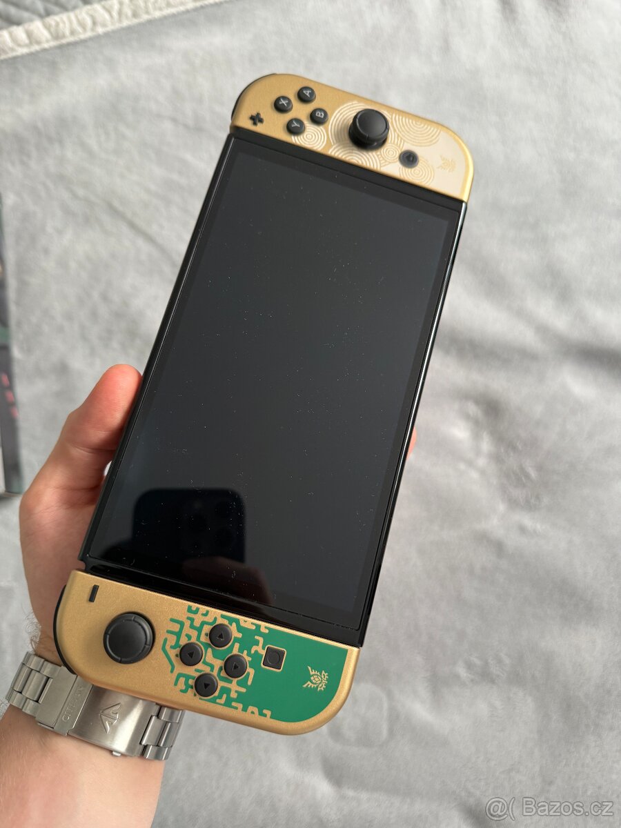 Nintendo Switch Oled Zelda Limited Edition - 5