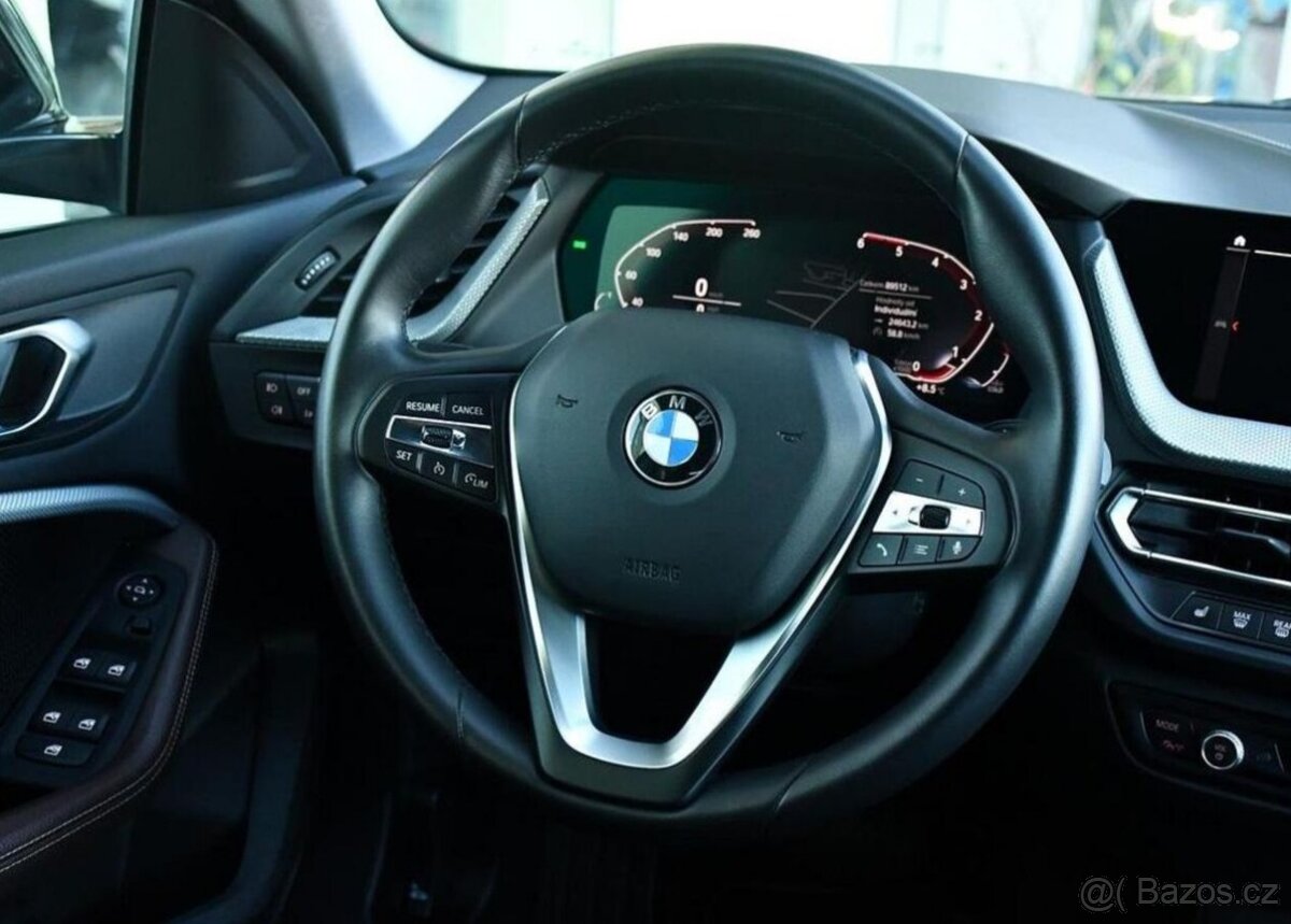 BMW Řada 2 218d HUD ČR - 5
