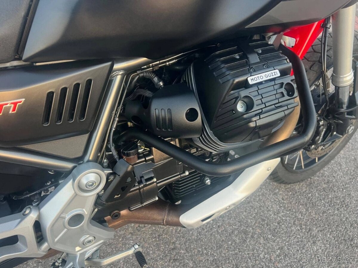 Moto Guzzi V 85 TT - 5