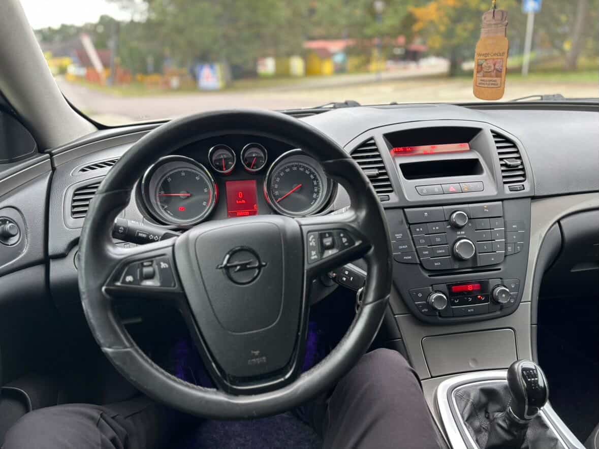 Opel insignia 2.0 ctdi - 5