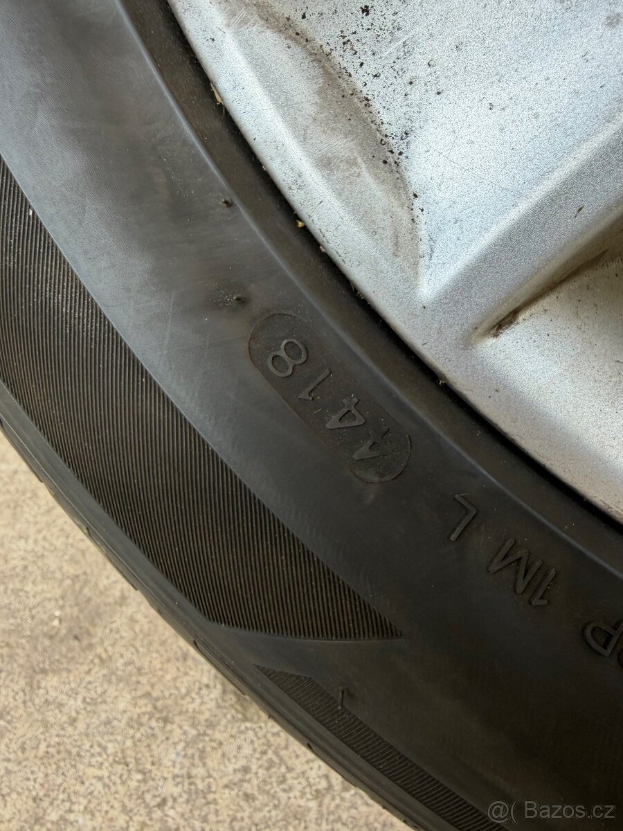 Škoda kola 205/55/R16 - 5