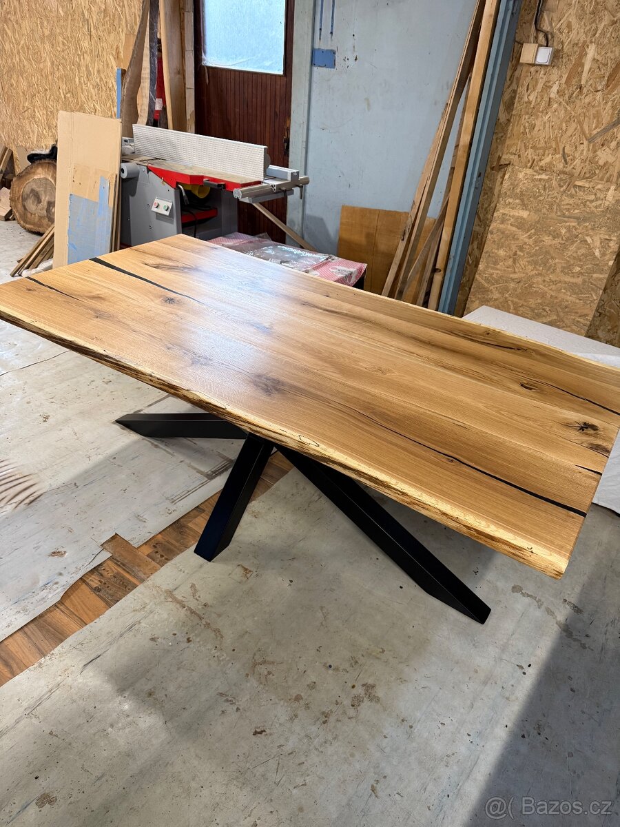 Masivny dubovy stul - 5