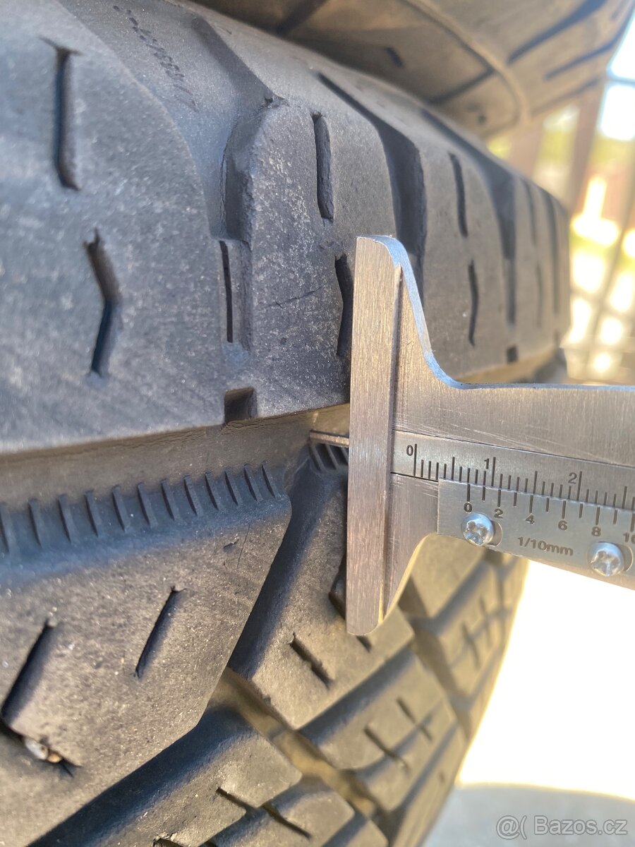 Pneu 245/65 R17 - 5