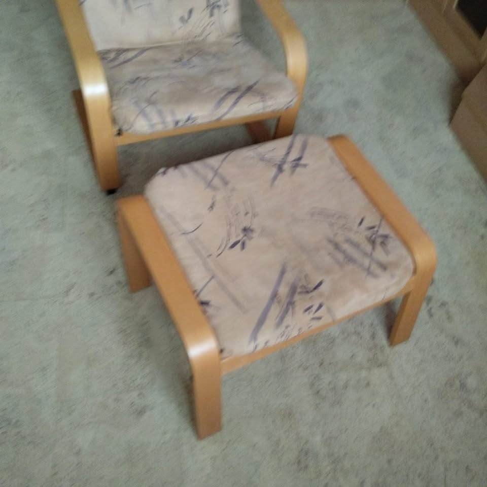 Rozkládací sedačka a polohovací křeslo s podnožníkem - 5