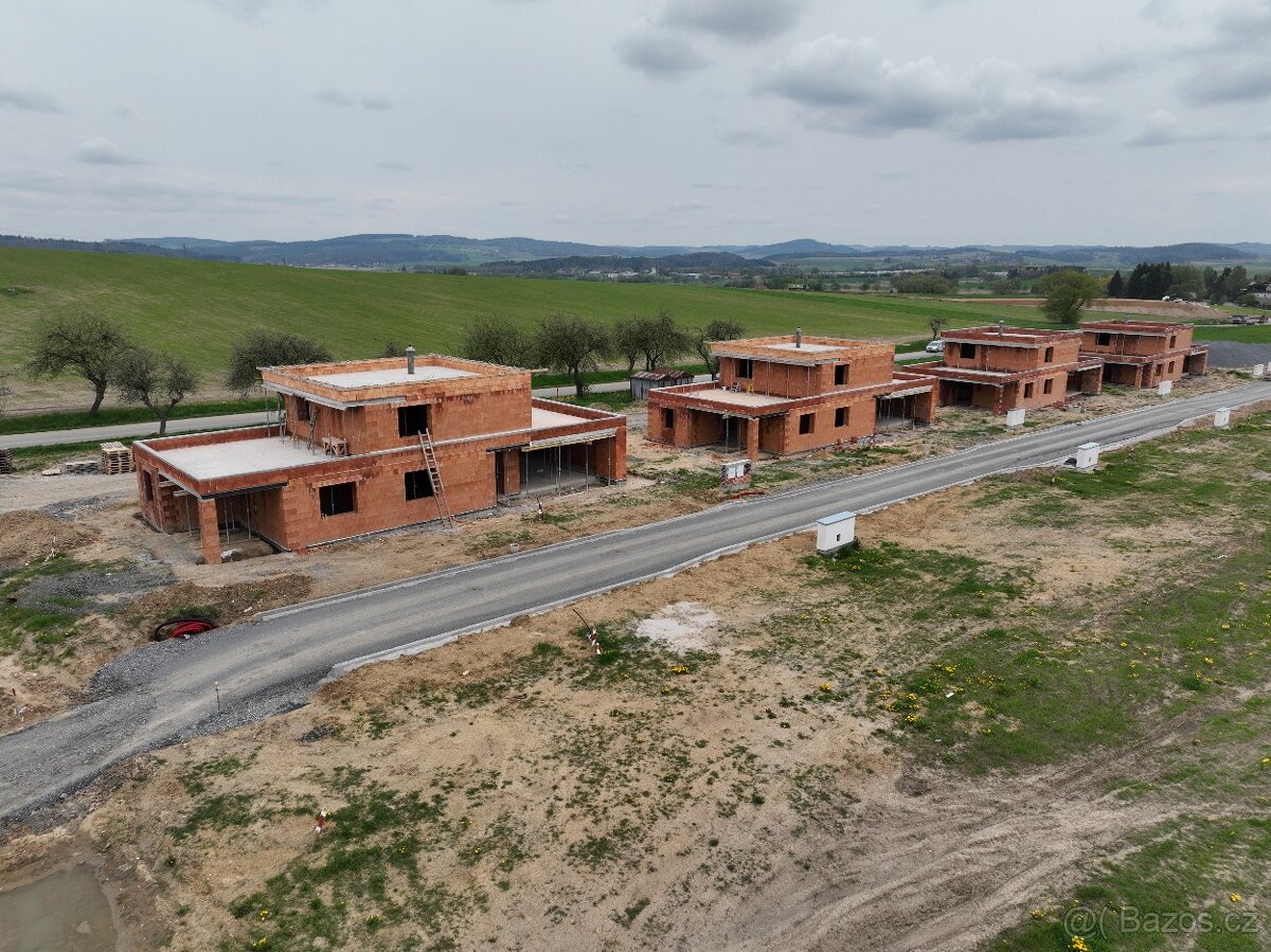 Hrubé stavby na prodej, Klatovy - 5