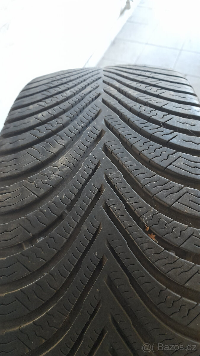 Zimní MICHELIN 205/45 R17 - 5