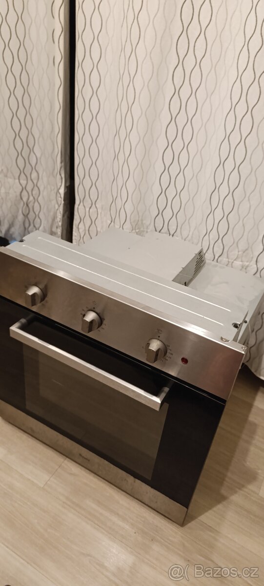 Vestavná trouba Whirlpool AKP 459 IX - 5