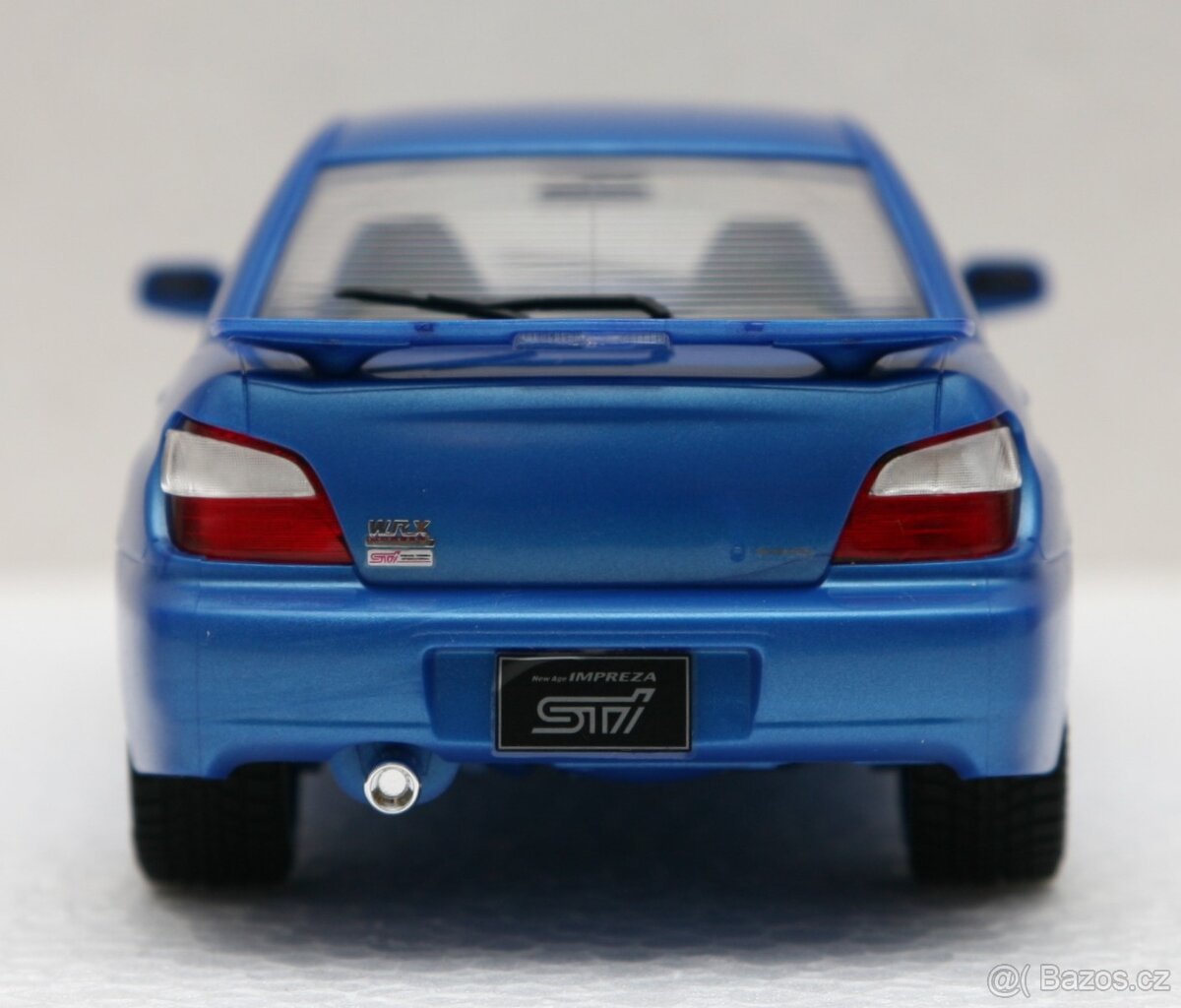 SUBARU IMPREZA WRX STI (2001) - hotový model (1:24) - 5