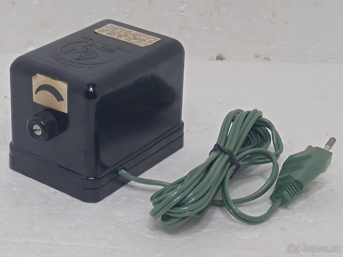 Akvarijní bakelitový retro vzduchovač - 5