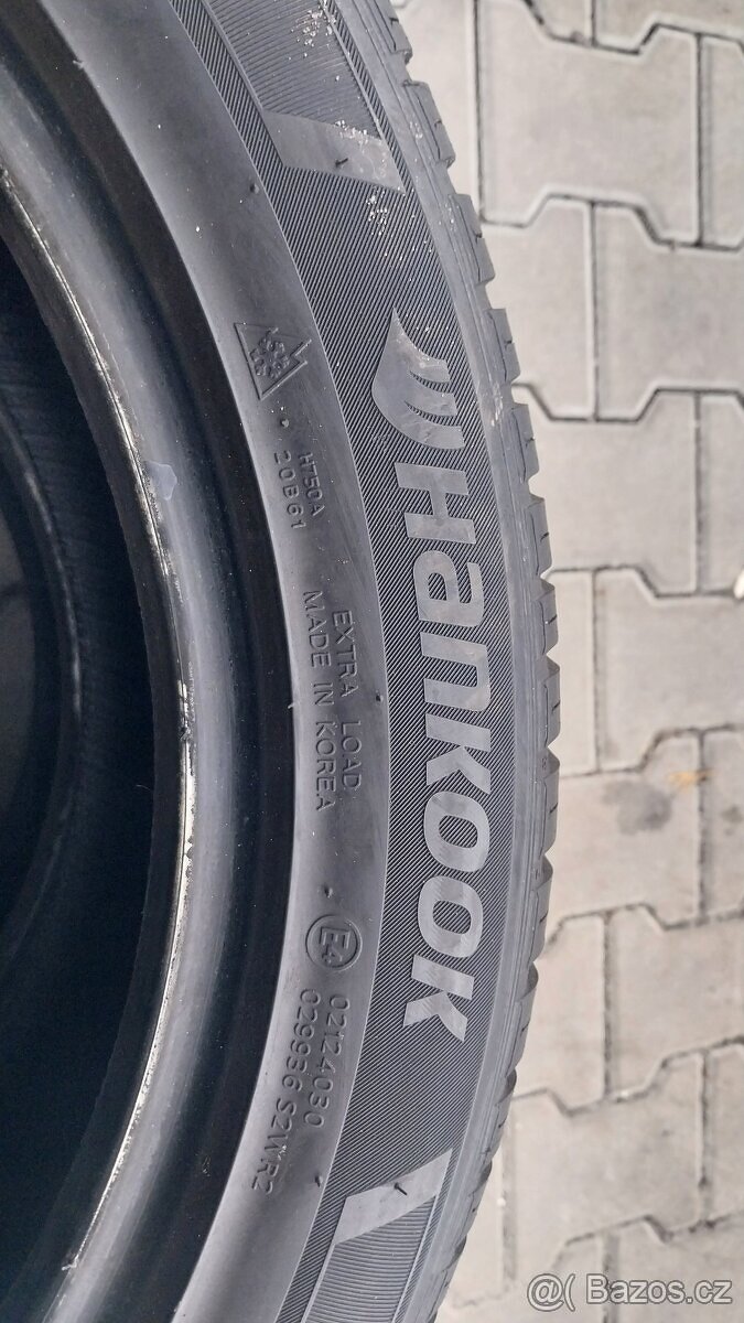 Prodám 2 x celoroční pneu Hankook 235/50/19 - 5
