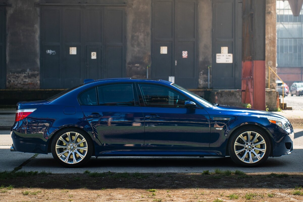 BMW M5 E60 V10 - 5