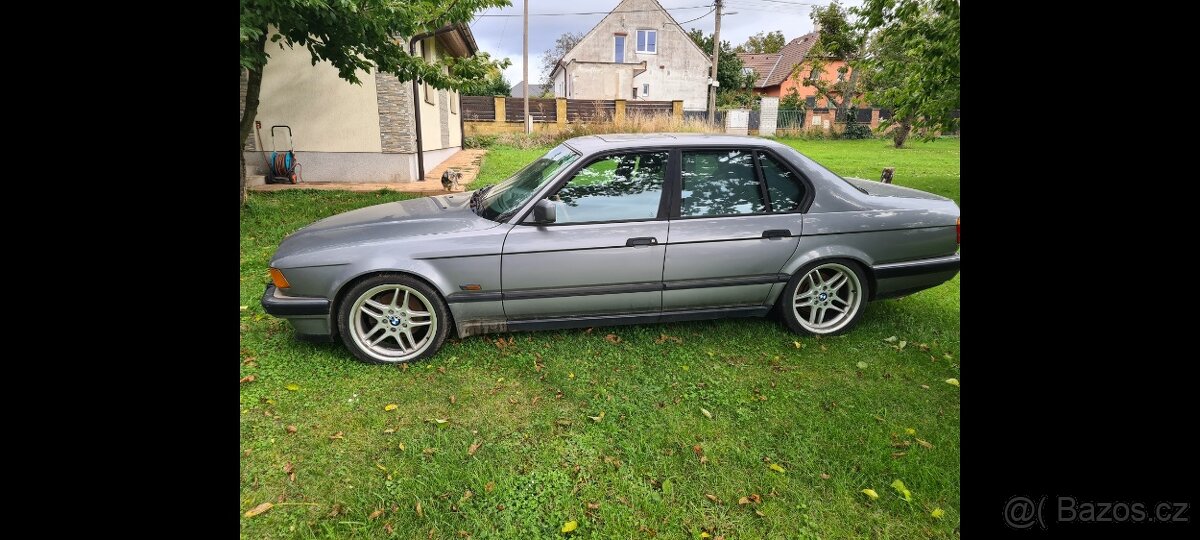 BMW 740i e32 Shadowline - 5