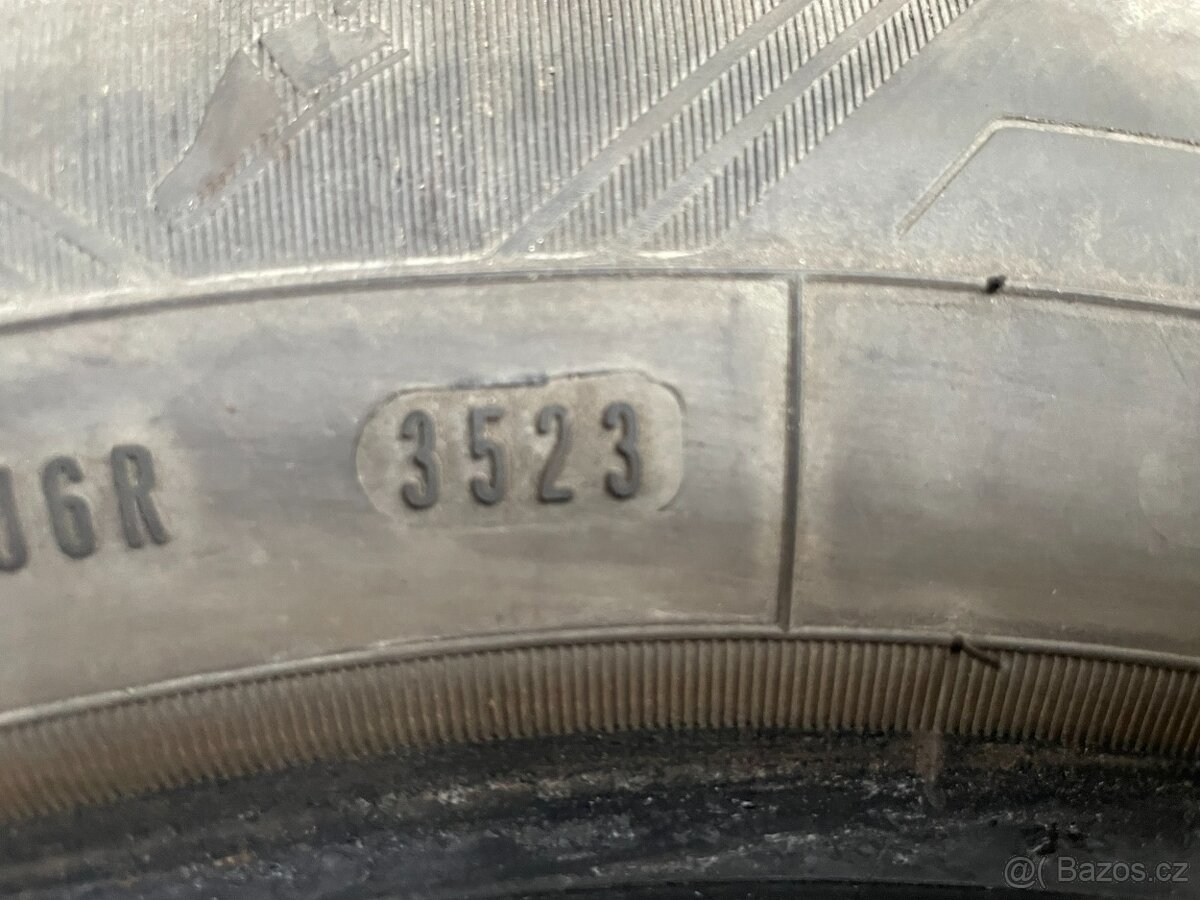 Zimní Goodyear UltraGrip 195/65R15 - 5