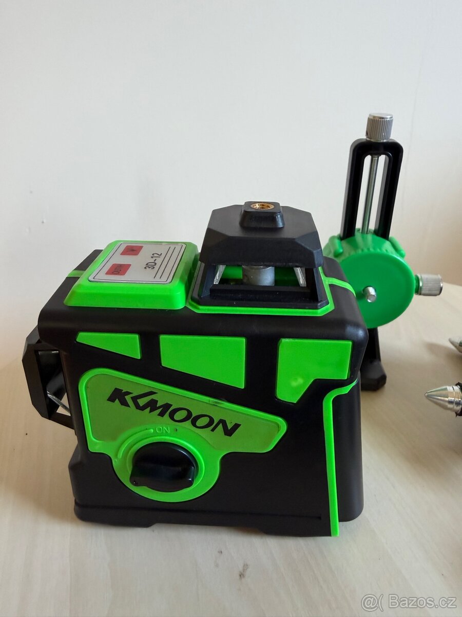 Křížový laser (1104) - 5