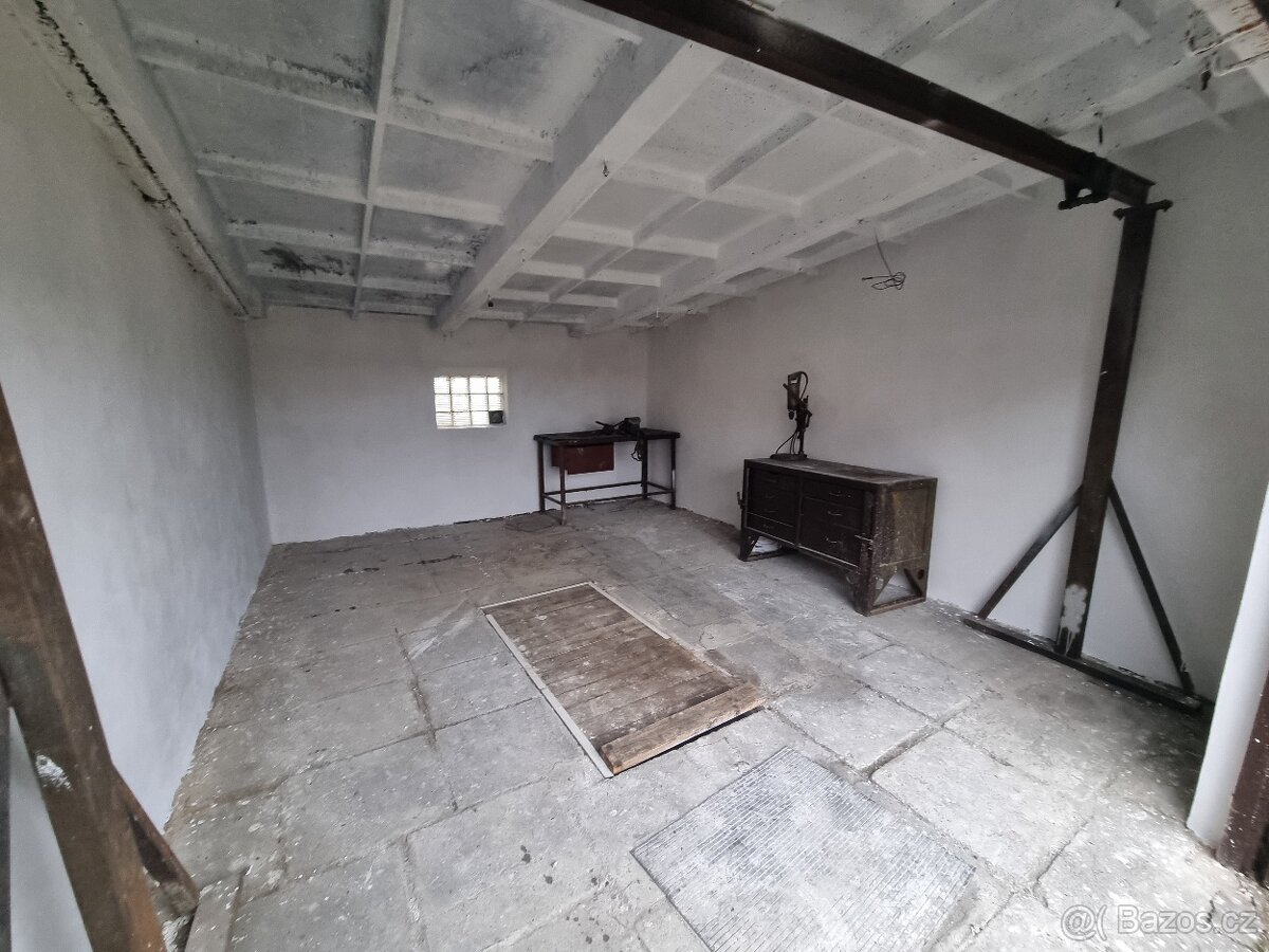 Pronájem velké garáže 25 m2, Dýšina u Plzně, volná ihned - 5