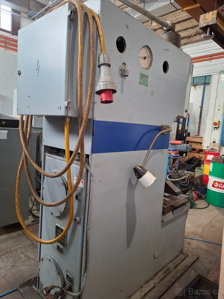 Hydraulický lis P 6326 - 5