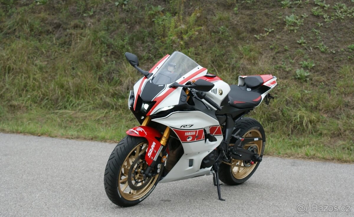 Yamaha yzf R7 - 5