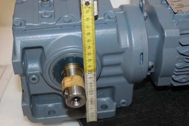 Elektromotor s převodovkou - SEW S47 - 5