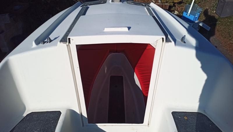 Plachetnice BWC Flying Cruiser B bez VPM a TK - 5