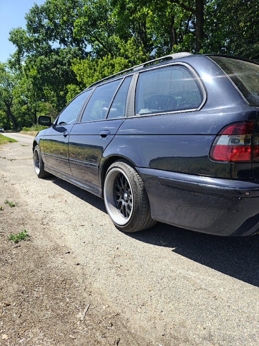 BMW E39 530i - 5