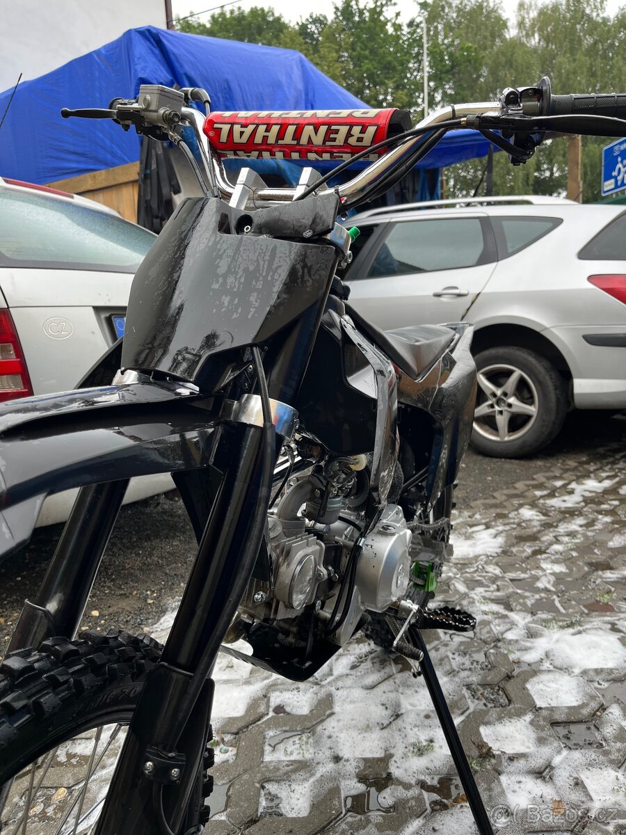 prodam Dirtbike 125ccm 4T značky hecht