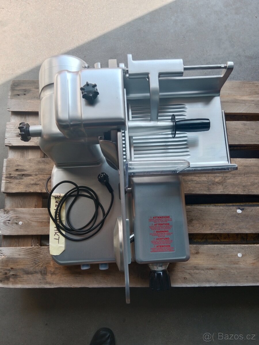 Nářezový stroj šnekový MANCONI 300 VK-VE - 5