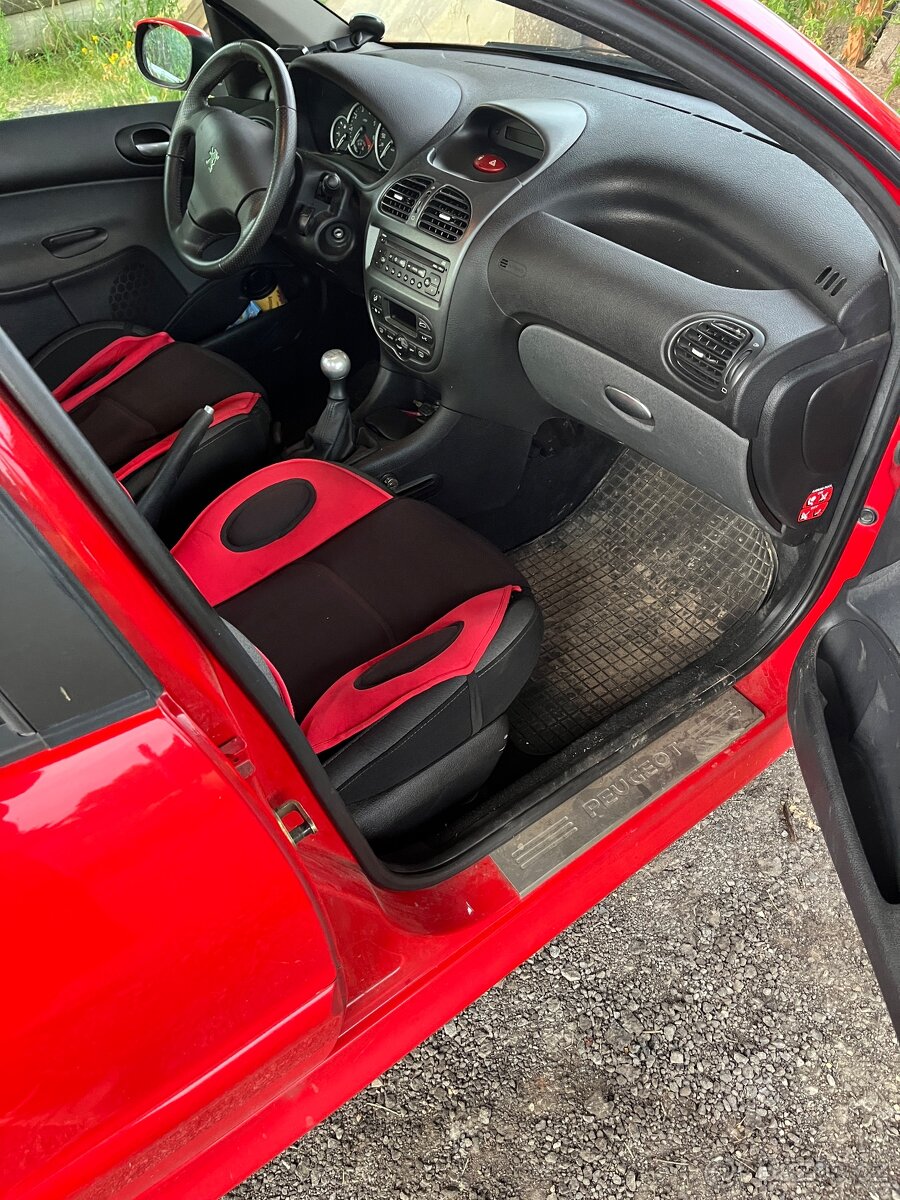 Peugeot 206 - 5