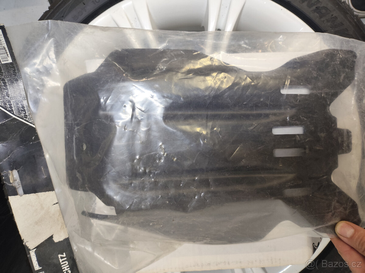 Prodám originální kryt motoru KTM Powerparts - 5