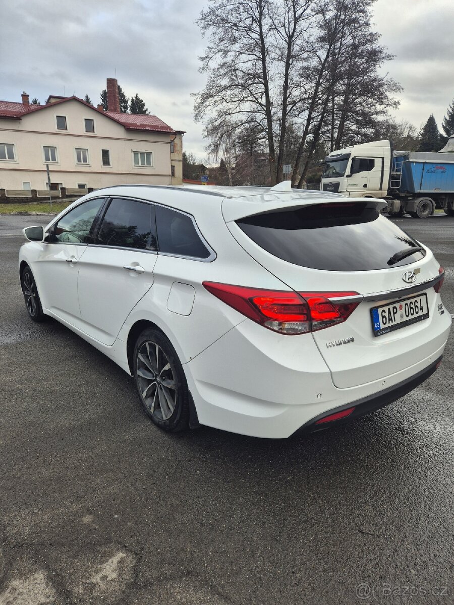 Hyundai i40 - 5