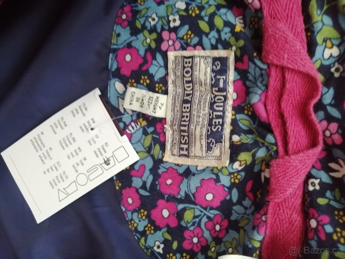 Dívčí vesta vel. 122 - 5